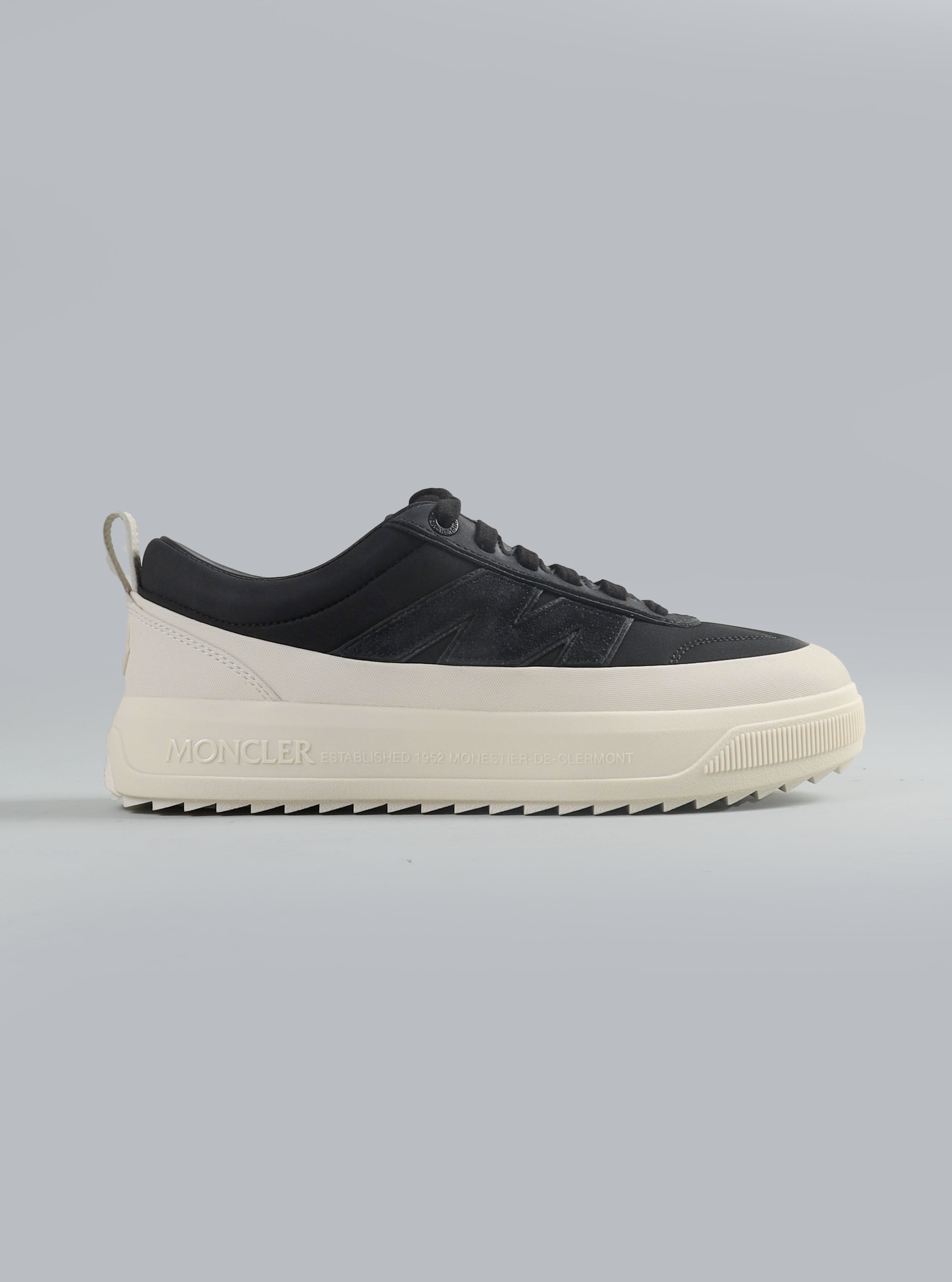 Moncler Monpulse Low Top Sneakers Black Men Shoes · Moncler