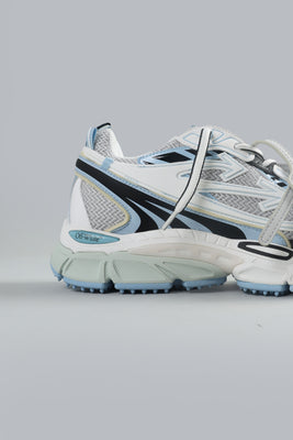 BE RIGHT BACK SNEAKERS