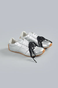 Nomad Silver sneakers