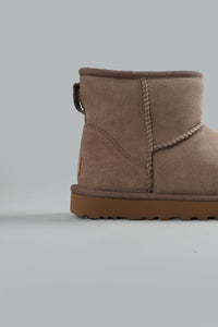 CLASSIC MINI II ANKLE BOOTS TAUPE TAUPE