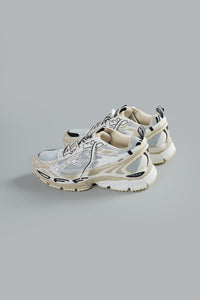 BE RIGHT BACK SNEAKERS