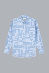Shirt met print over het hele oppervlak.