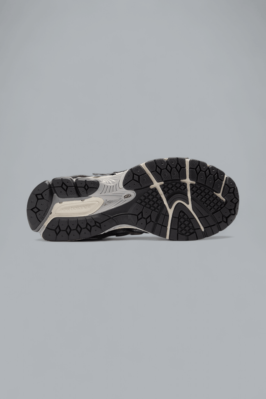 1906 SNEAKERS