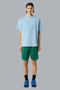 T-shirt van gekamd biologisch katoenjersey in lichtblauw.