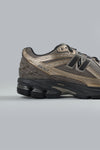 1906 SNEAKERS MUSHROOM
