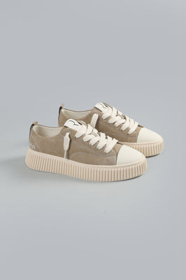 Treble Sneakers
