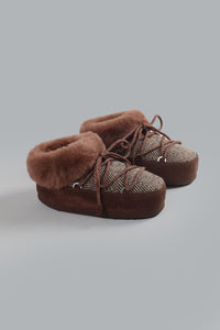 X GUEST IN RESIDENCE EVX CHALET MULE FUR