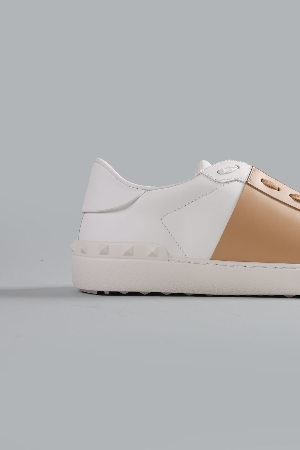 OPEN SNEAKERS