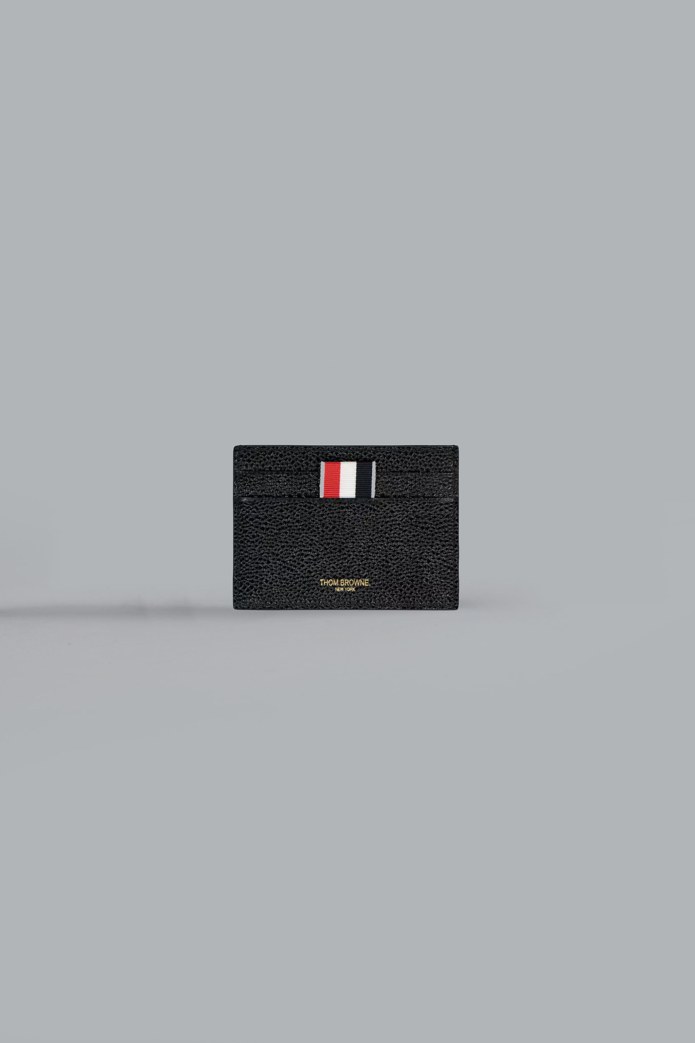 DOUBLE SIDED CARD HOLDER W/ RWB GG TAB IN PEBBLE GRAIN LEATHER 1