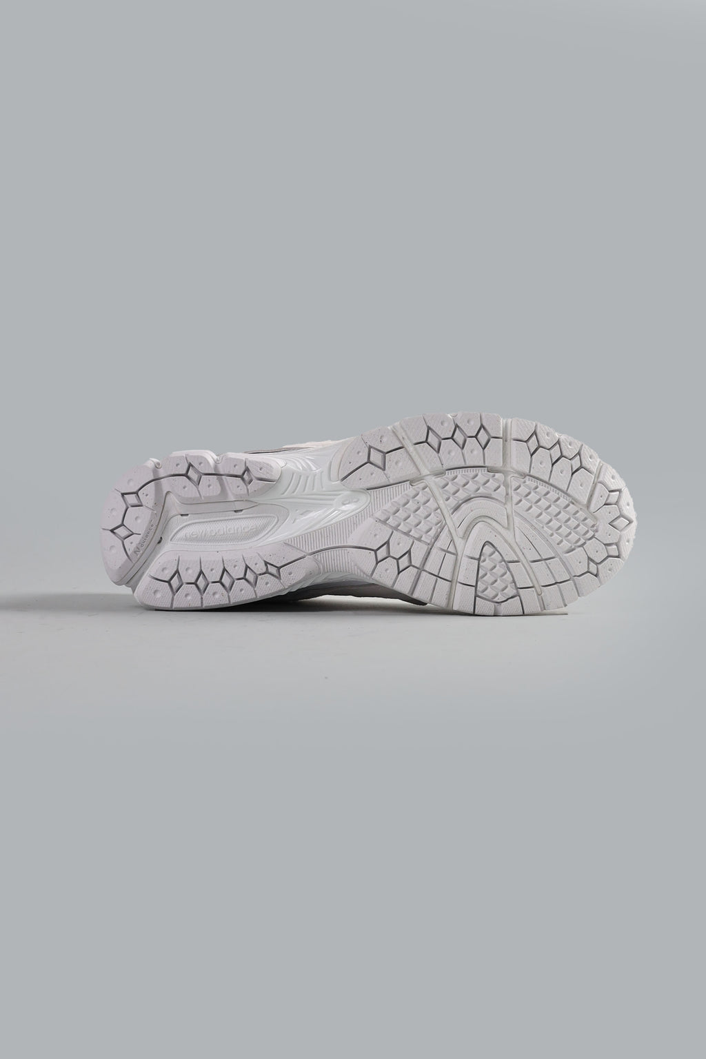 2002 SNEAKERS WHITE