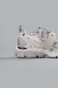 BE RIGHT BACK SNEAKERS