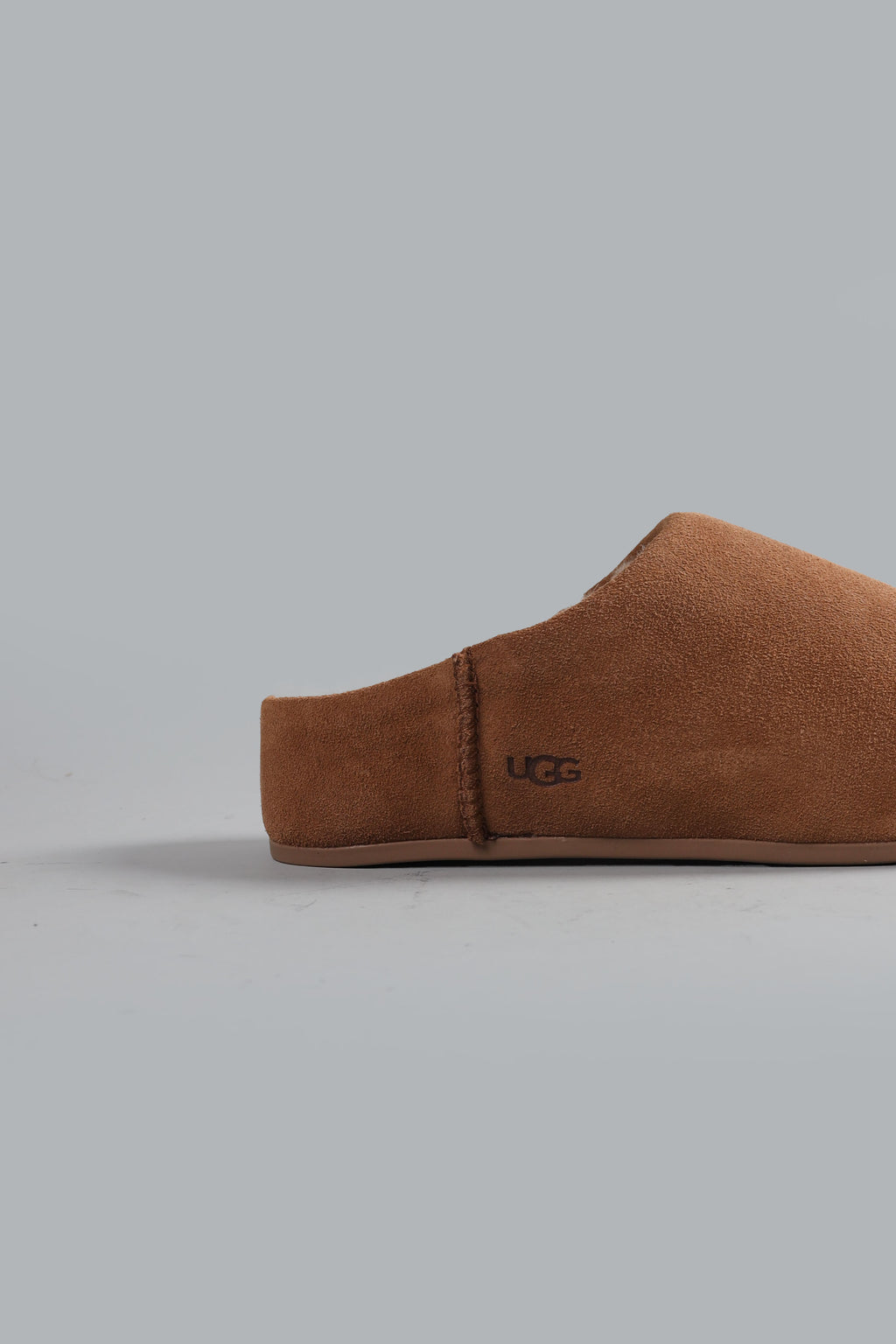 W ELEA SLIP-ON CHESTNUT