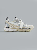 BE RIGHT BACK SNEAKERS
