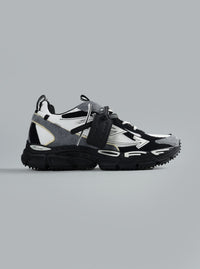 BE RIGHT BACK SNEAKERS