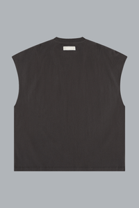 SLEEVELESS T-SHIRT