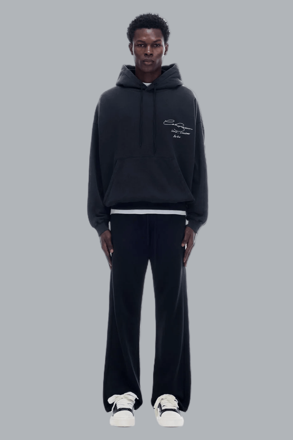 SIGNATURE HOODIE