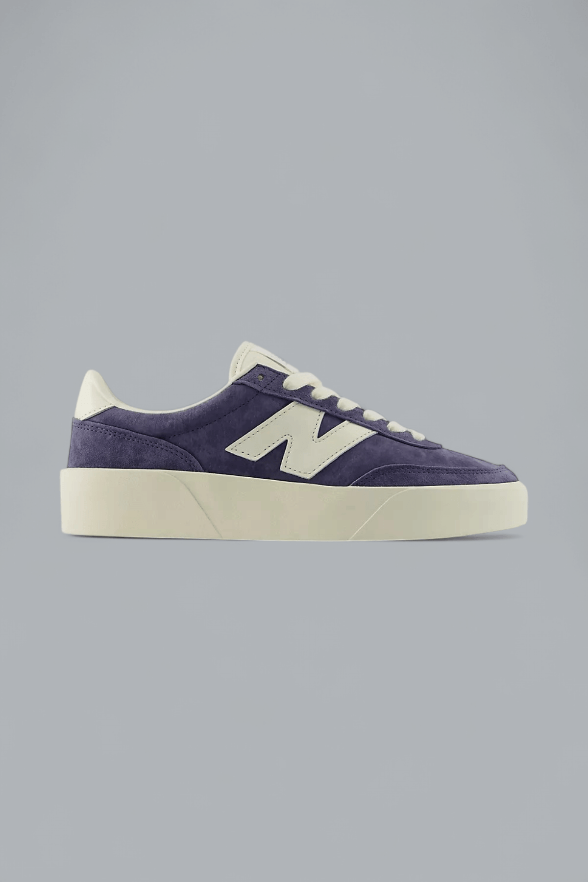 750 SNEAKERS