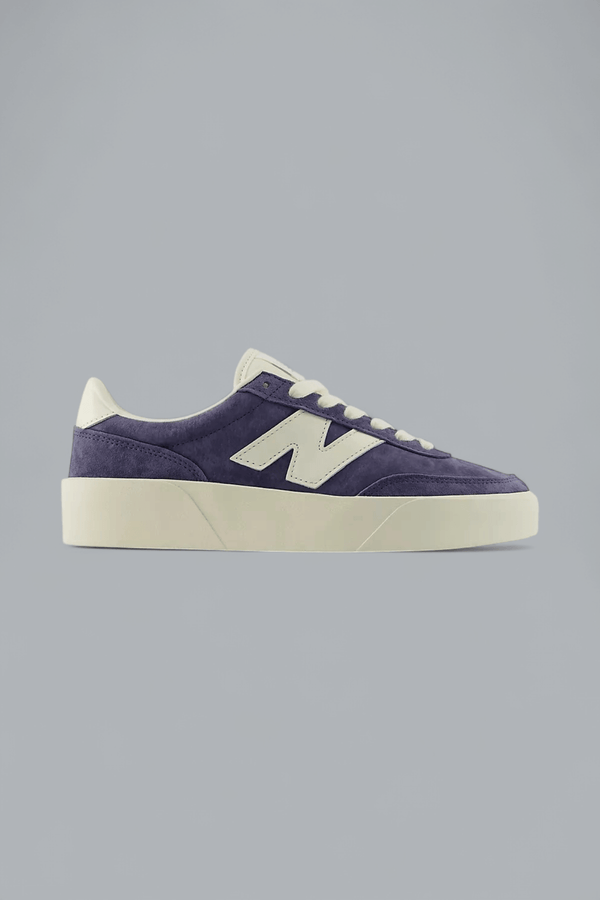 750 SNEAKERS