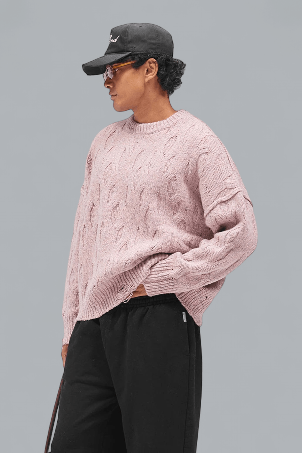 DISTRESSED KNIT CREWNECK