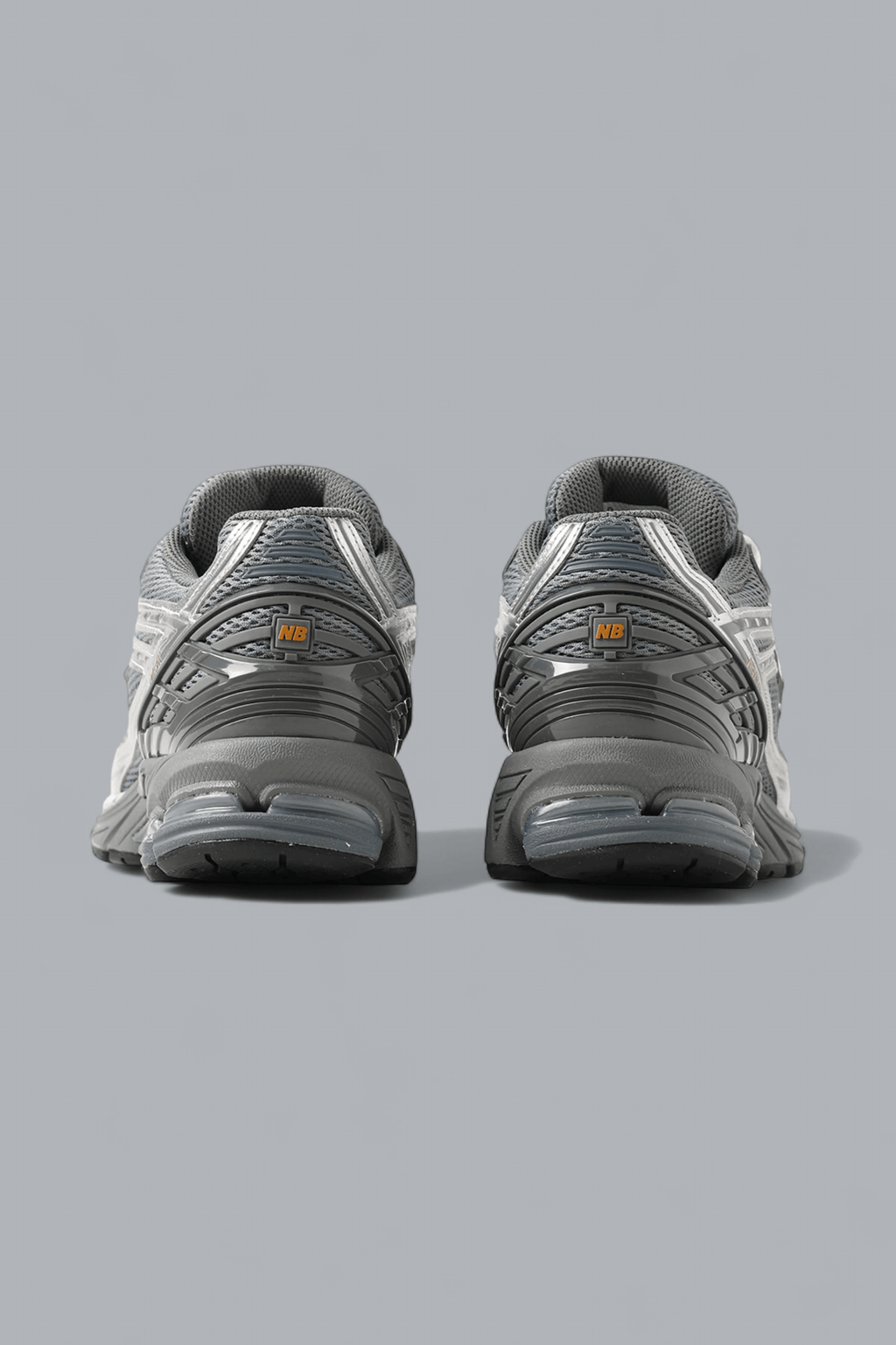 1906 SNEAKERS