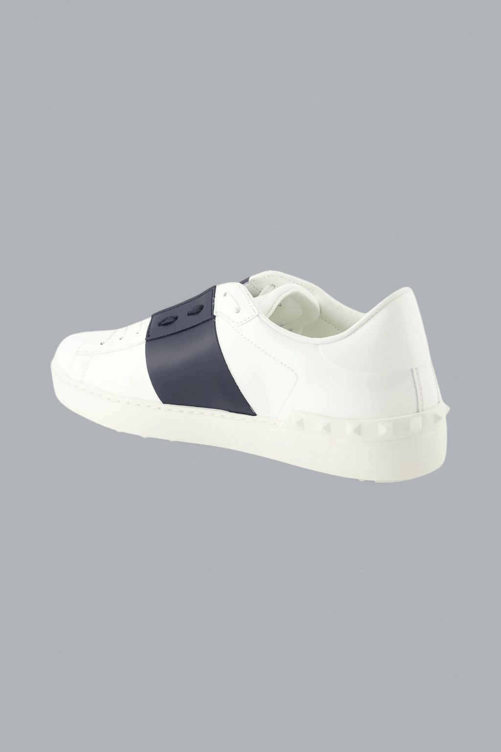 OPEN SNEAKERS