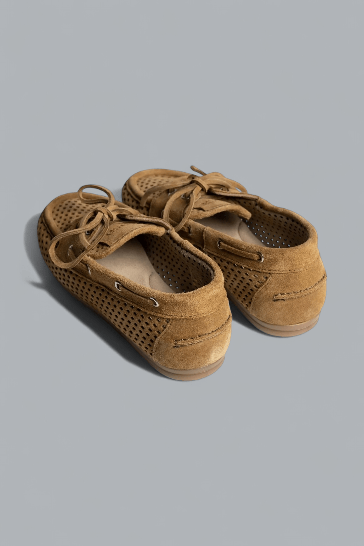 BOAT LOAFERS PERFORATED
