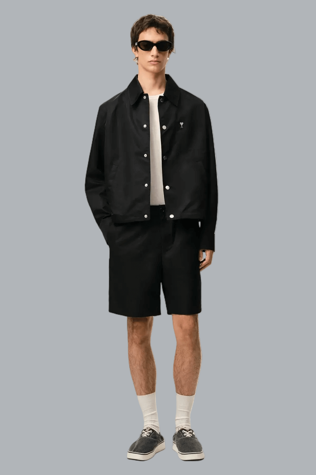 BLACK BUTTON-ON JACKET WITH RIVET BLACK