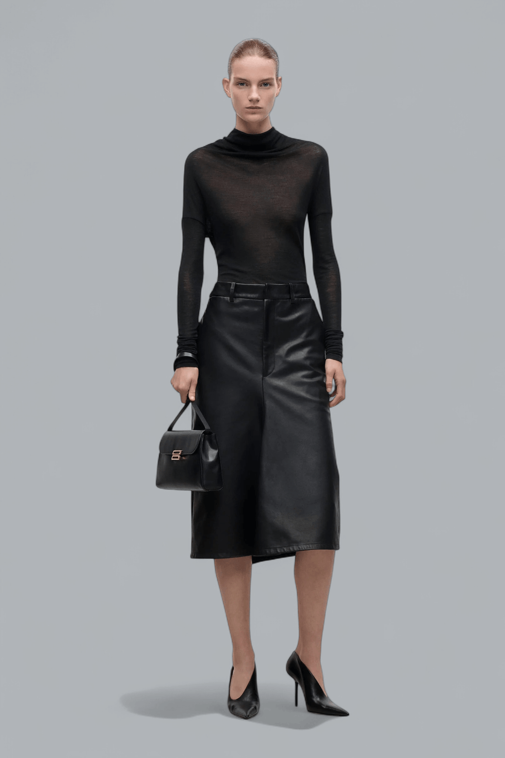 DRAPED LONG SLEEVE TOP