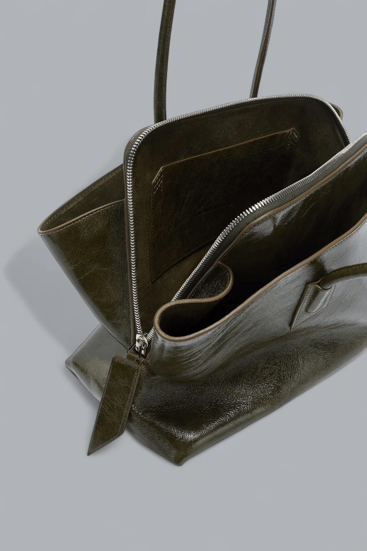 LA PASSEGGIATA MEDIUM TOP HANDLE BAG