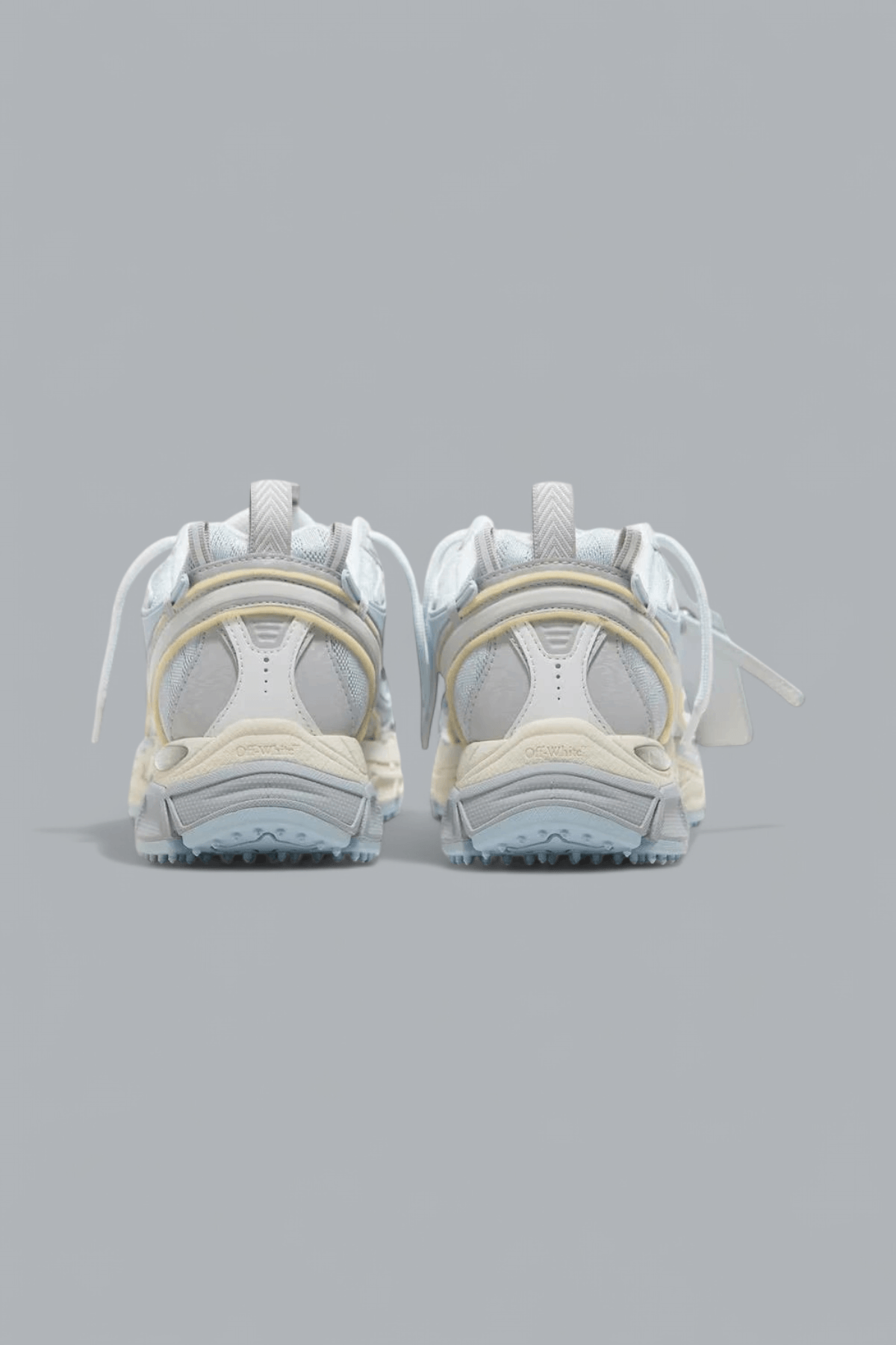 BE RIGHT BACK SNEAKERS