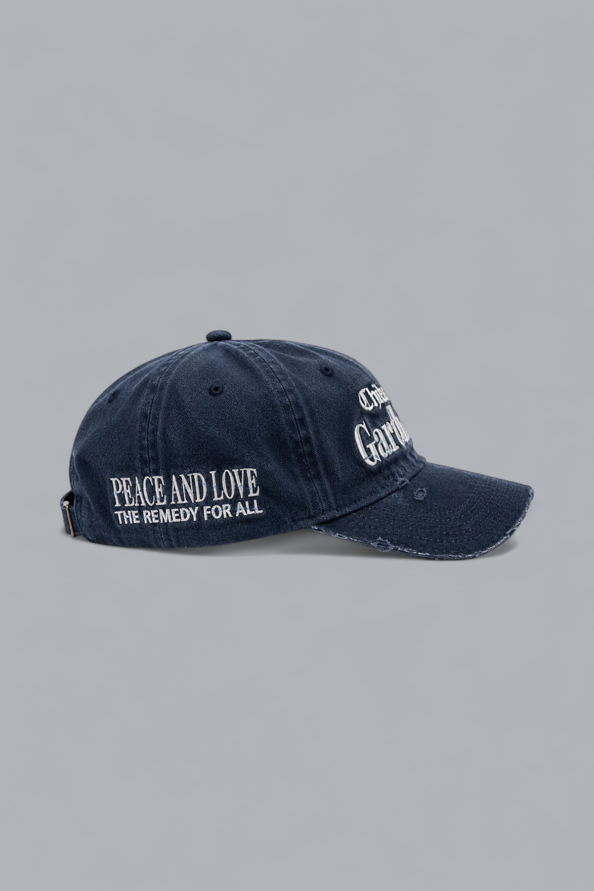 DISTRESSED CHÂTEAU CAP