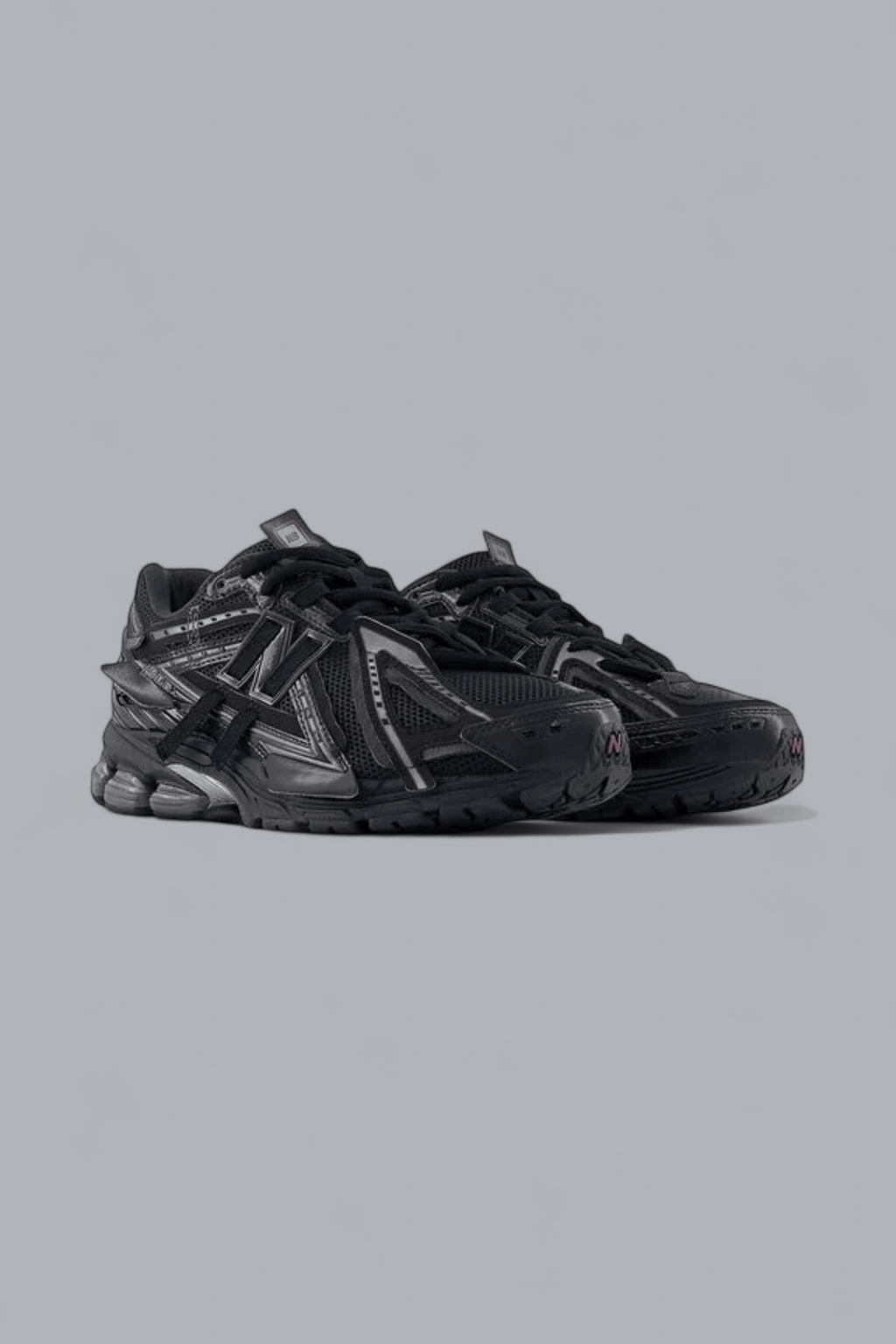 1906 SNEAKERS