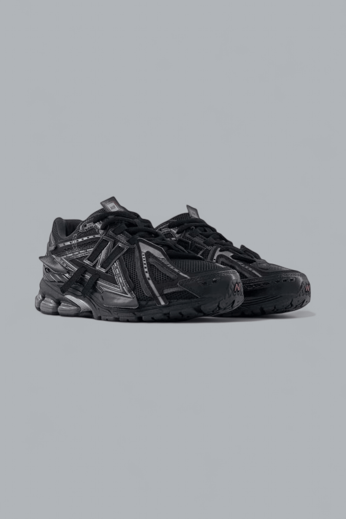 1906 SNEAKERS