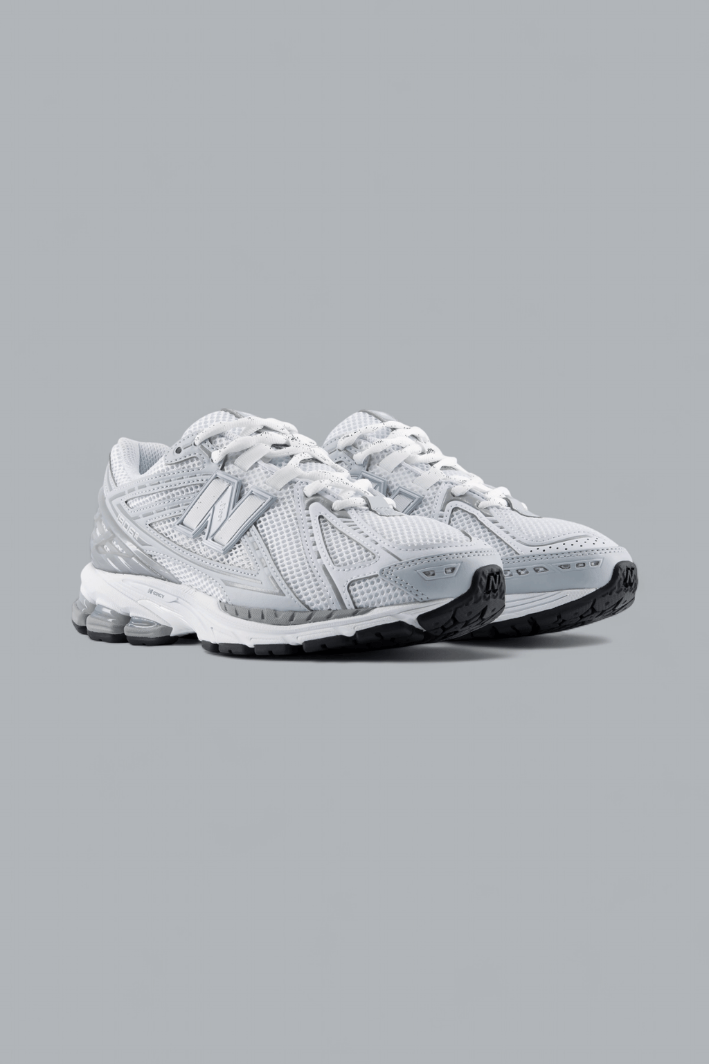 1906 SNEAKERS