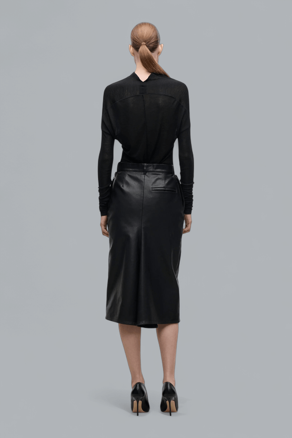 DRAPED LONG SLEEVE TOP