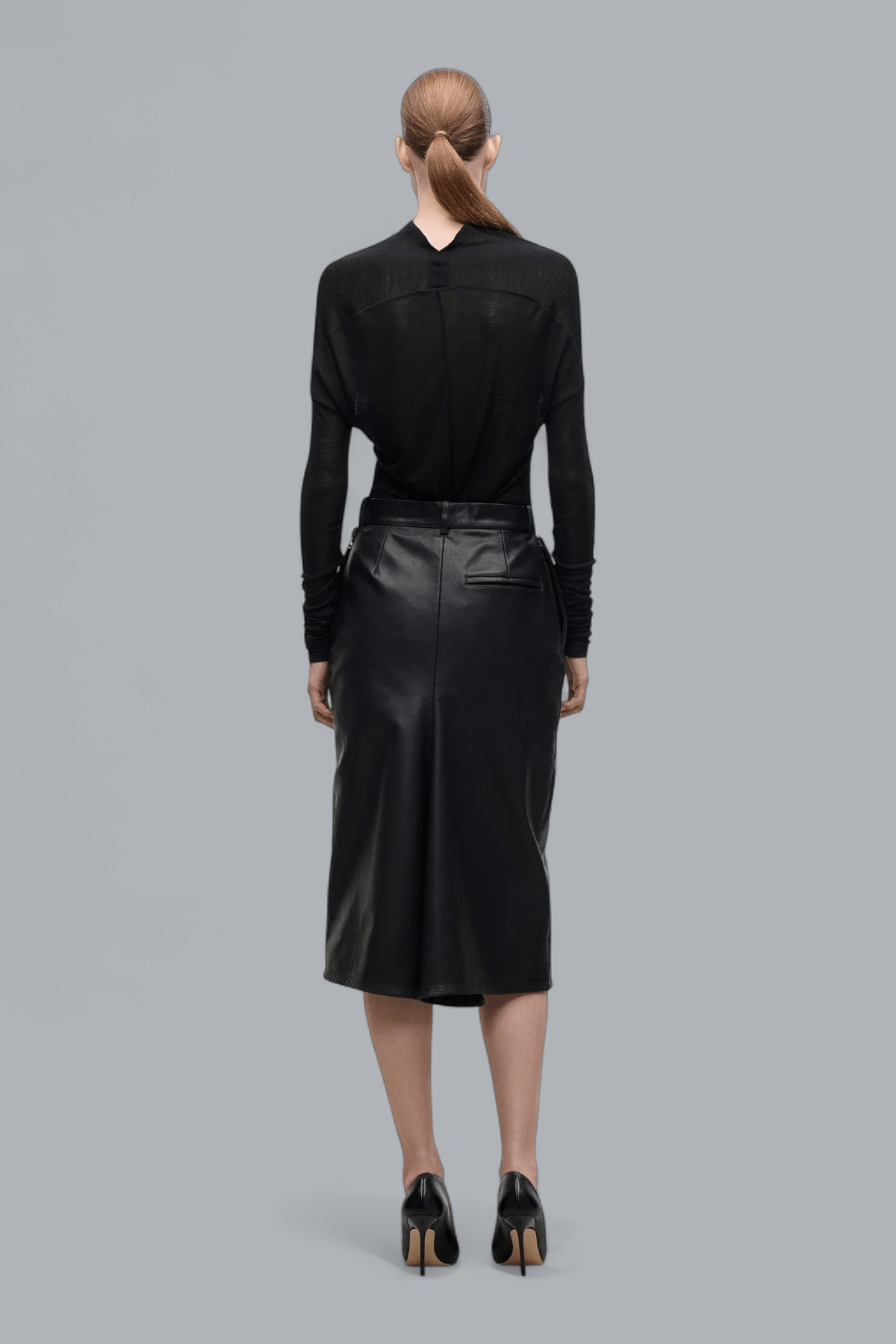 DRAPED LONG SLEEVE TOP