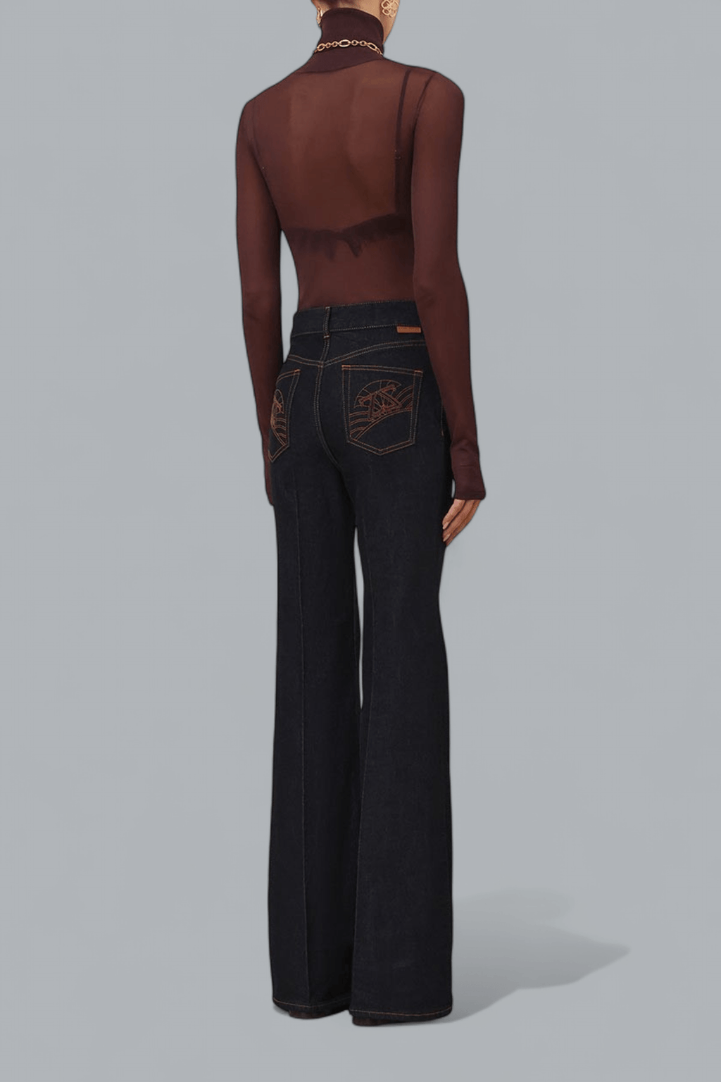SLIM FLARED JEANS