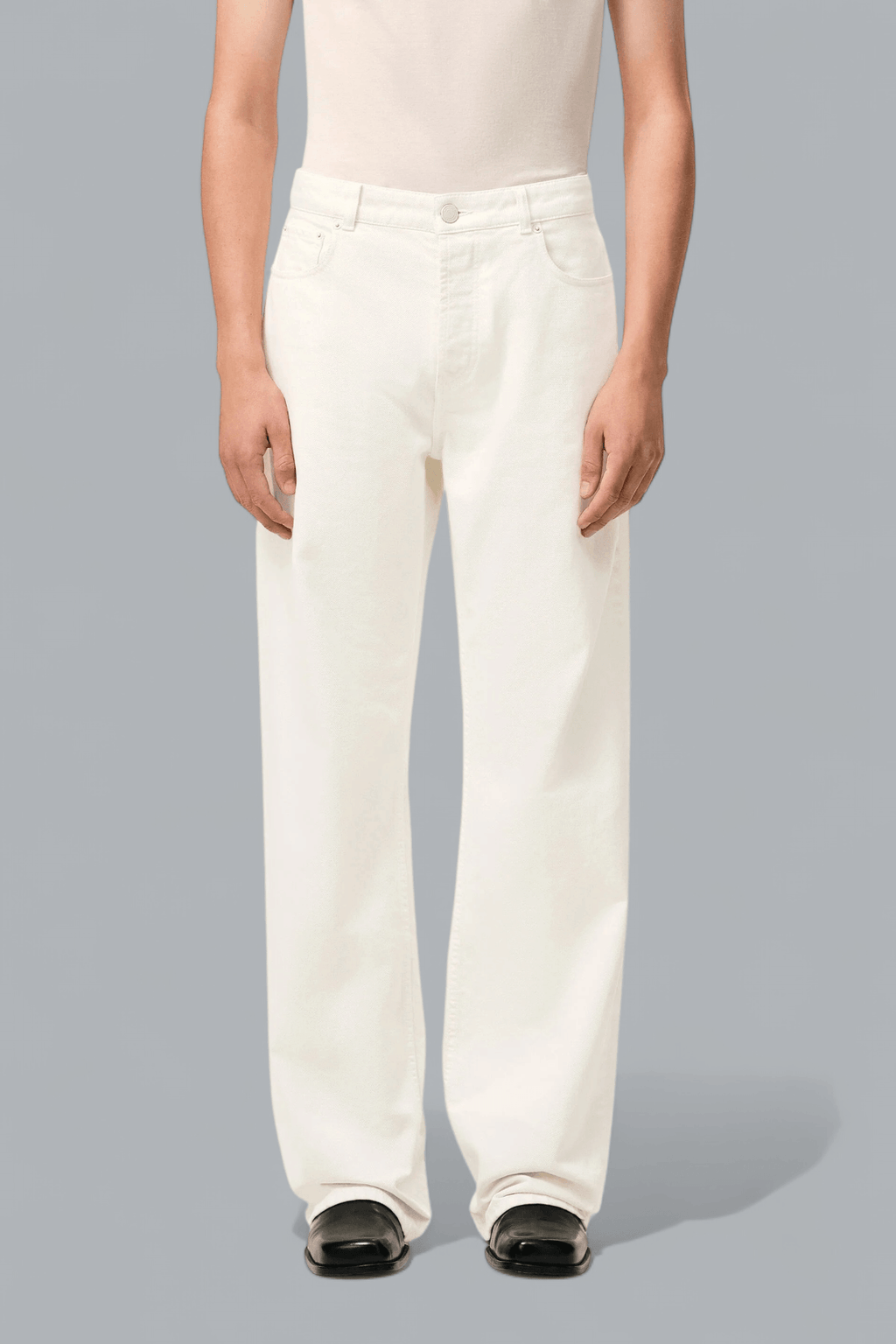 JEAN LARGE FIT WHITE