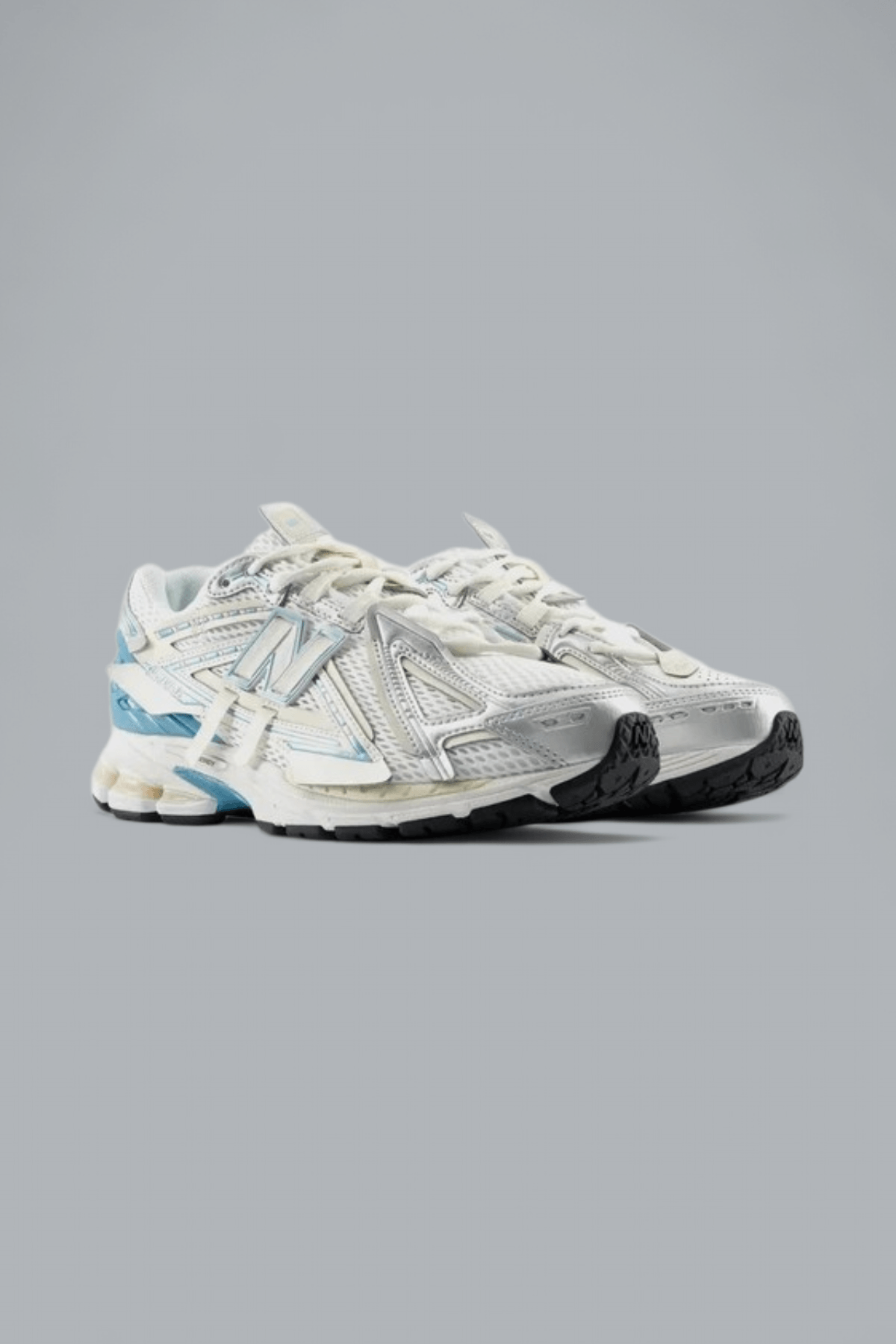 1906 SNEAKERS