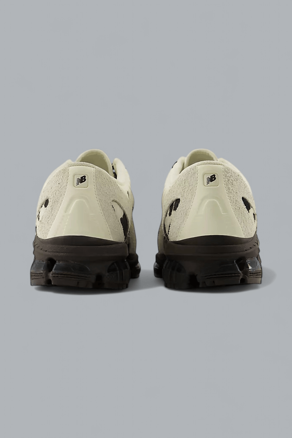 1890A Sneakers