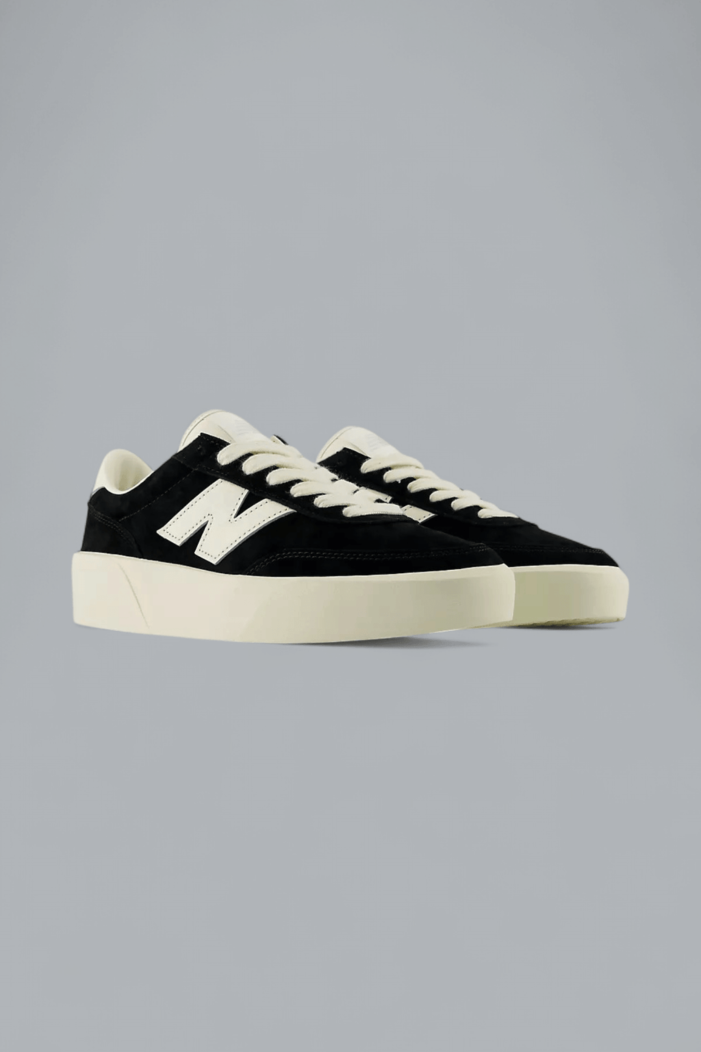 750 SNEAKERS