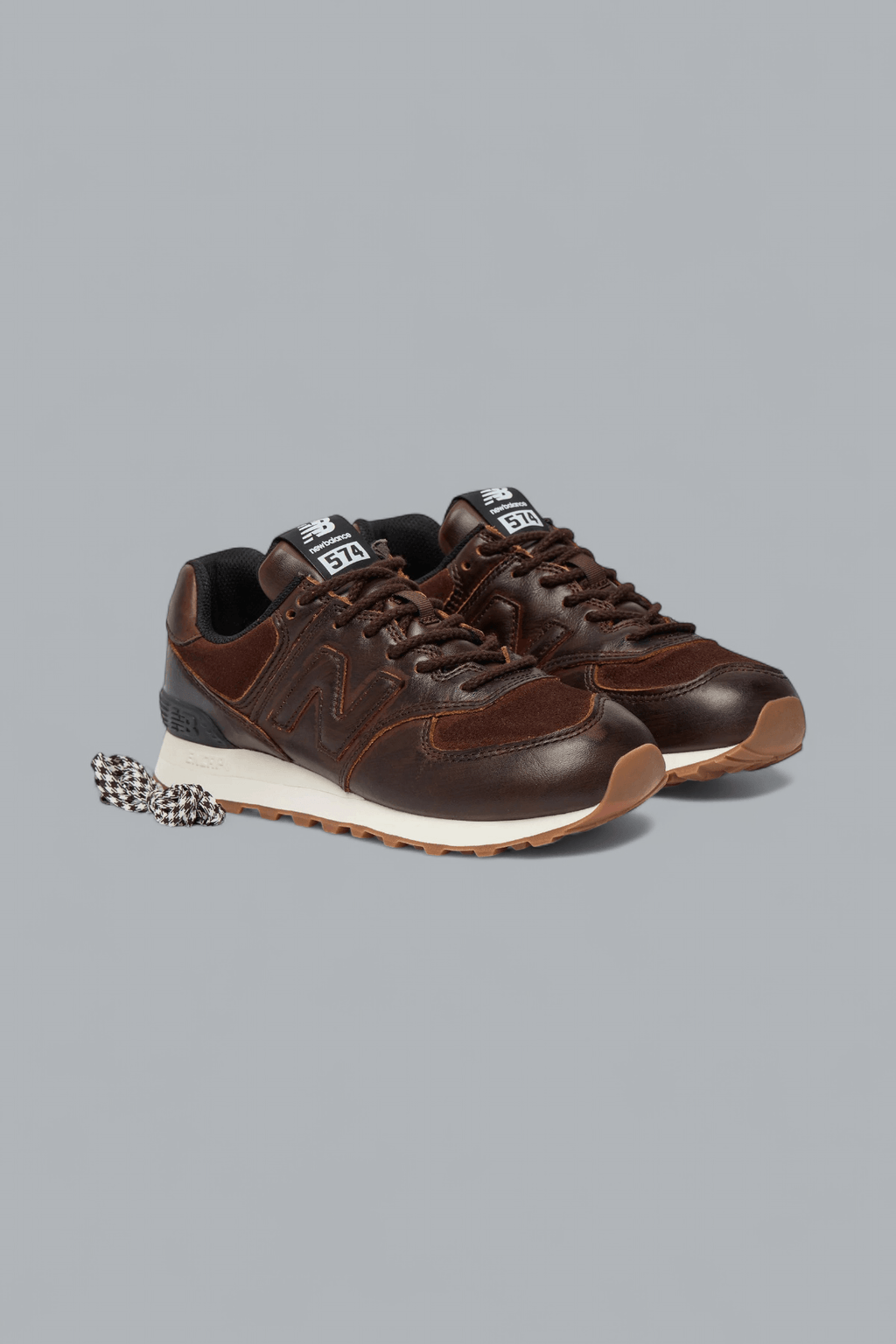 574 SNEAKERS