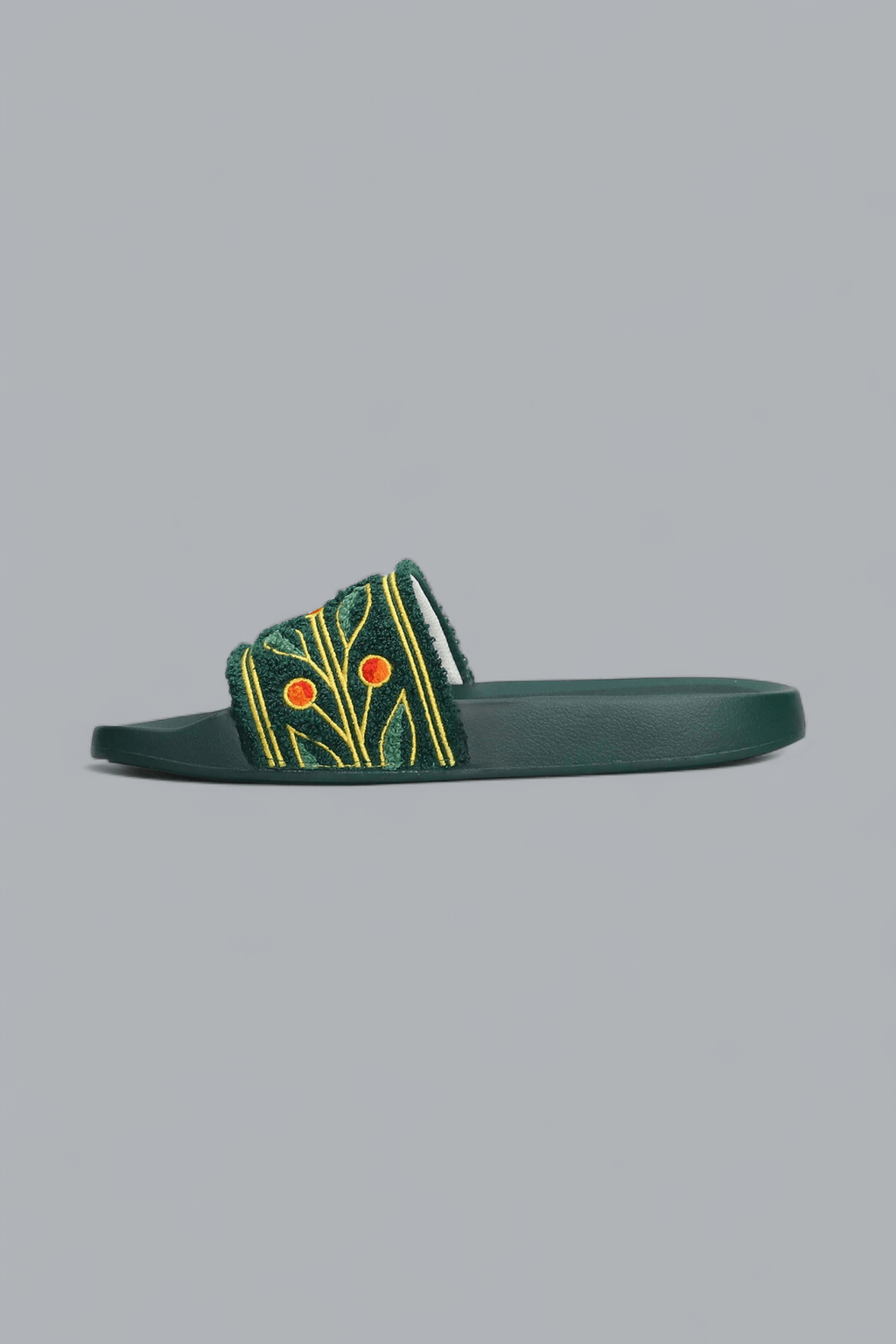 EMBROIDERED TERRY SLIDES
