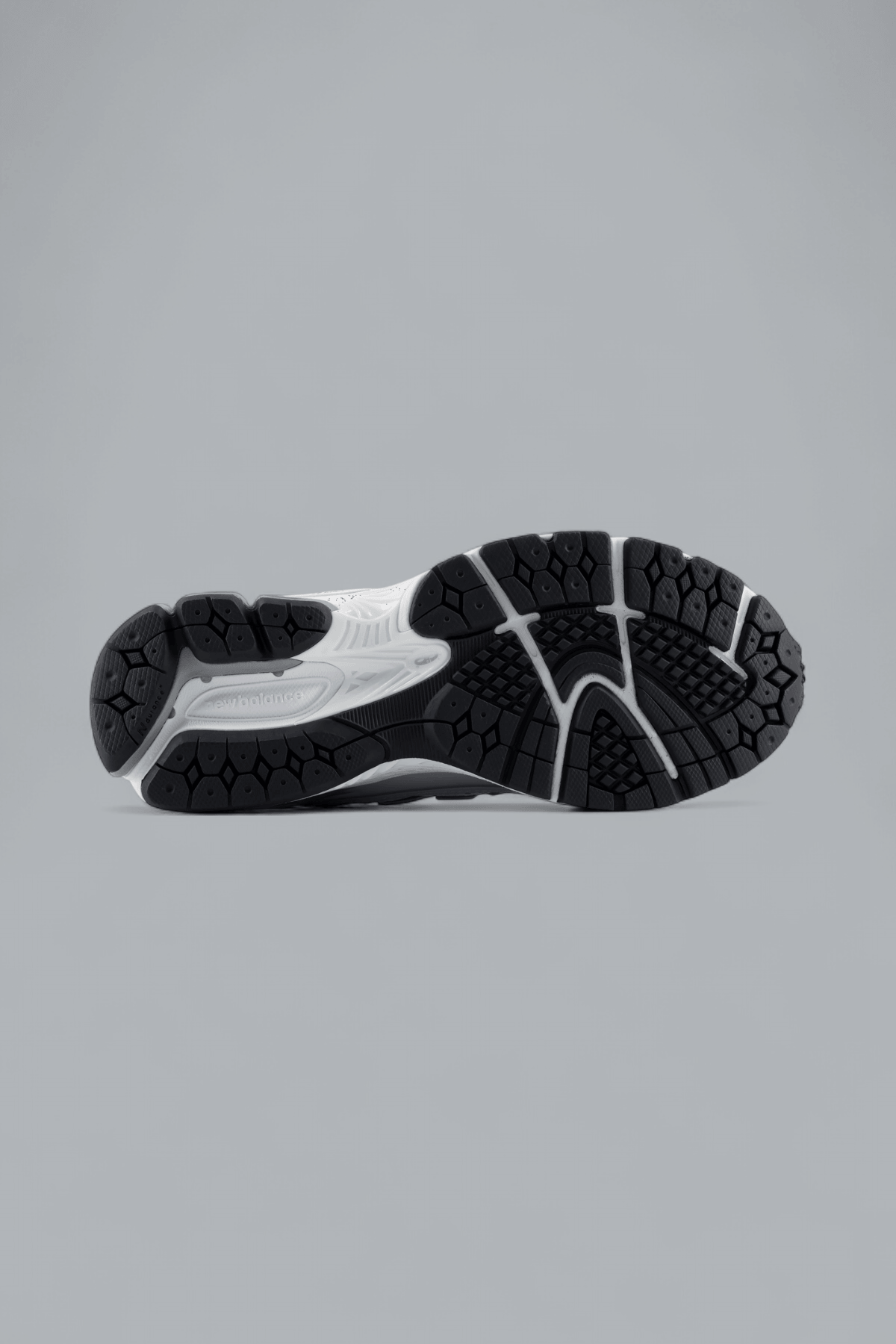 1906 SNEAKERS