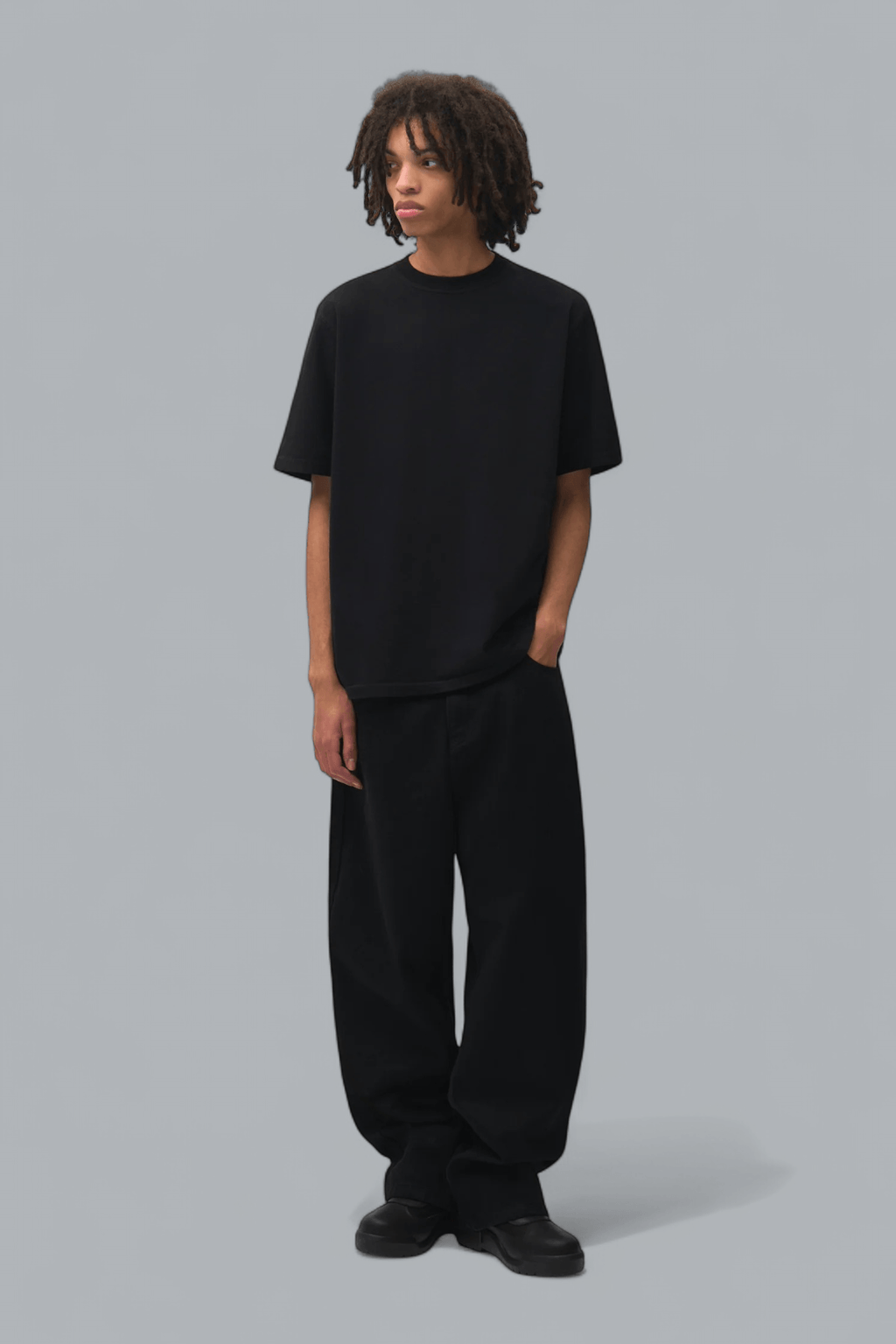EMBLEM T-SHIRT