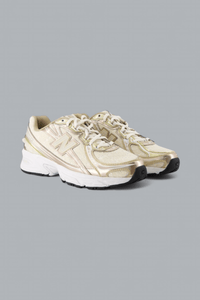 740 SNEAKERS