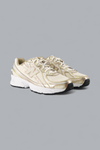740 SNEAKERS